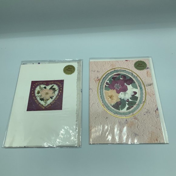 Pressed Flower Cards - Set of 2 - Picture 1 of 2